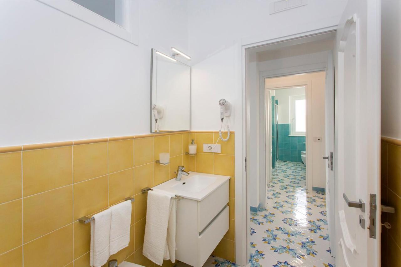 Domus Teresia - Amalfi Coast Apartment Фуроре Екстериор снимка
