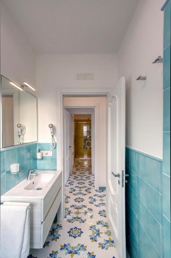 Domus Teresia - Amalfi Coast Apartment Фуроре Екстериор снимка